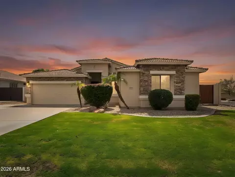 7595 W Tierra Buena Ln, Peoria, AZ 85382