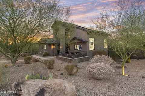 Exterior - 1136 E Forest Hills Dr, Phoenix, AZ 85022 photo 16 of 17