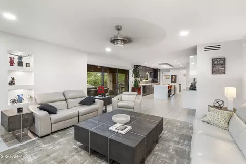 Living - 1136 E Forest Hills Dr, Phoenix, AZ 85022 photo 3 of 4