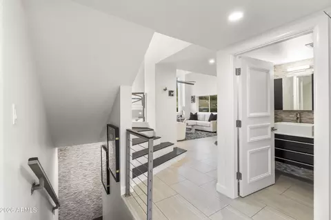 Entry Way - 1136 E Forest Hills Dr, Phoenix, AZ 85022 photo 2 of 3