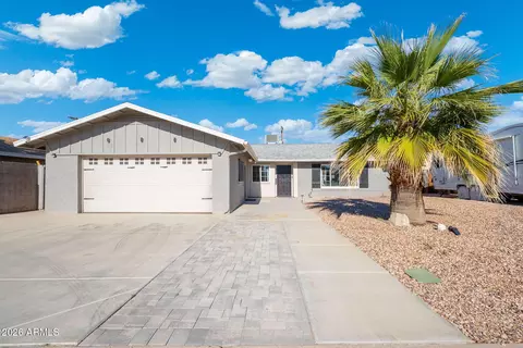 8714 E Plaza Ave, Scottsdale, AZ 85250