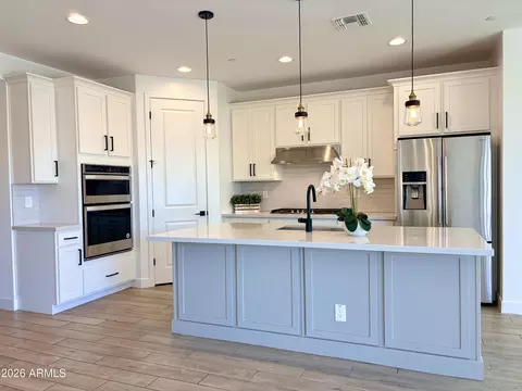13165 W Crestvale Dr, Peoria, AZ 85383