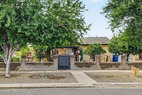6702 N 60th Ave, Glendale, AZ 85301