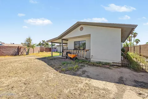 Exterior - 1918 E Inca Cir, Mesa, AZ 85203 photo 5 of 8