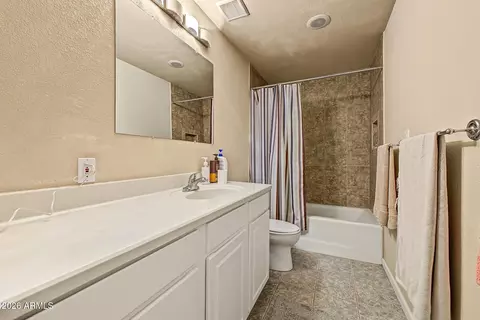 Bath - 1918 E Inca Cir, Mesa, AZ 85203 photo 2 of 3