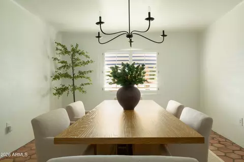 Dining - 1334 E Flower St, Phoenix, AZ 85014 photo 2 of 2