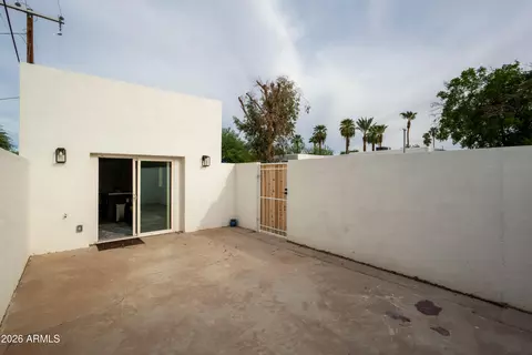 Exterior - 1334 E Flower St, Phoenix, AZ 85014 photo 14 of 24