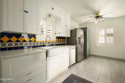 Kitchen - 1334 E Flower St, Phoenix, AZ 85014 photo 8 of 9