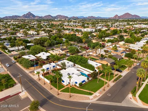 View/Area - 1334 E Flower St, Phoenix, AZ 85014 photo 1 of 2