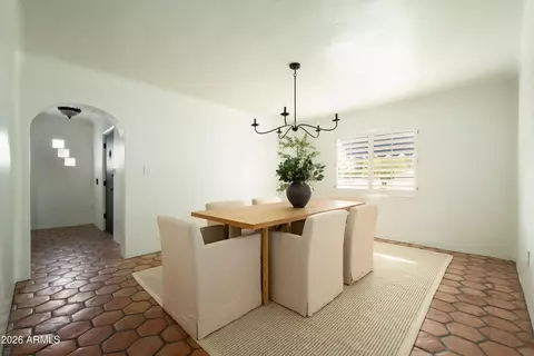 Dining - 1334 E Flower St, Phoenix, AZ 85014 photo 1 of 2
