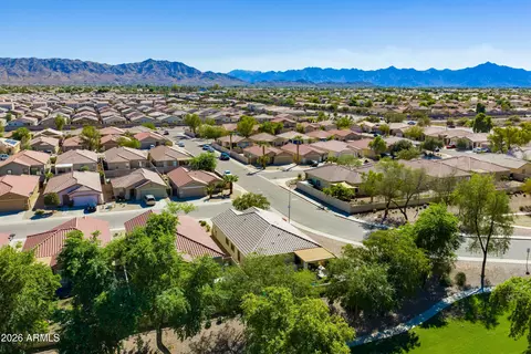 View/Area - 2610 W Romley Rd, Phoenix, AZ 85041 photo 3 of 6