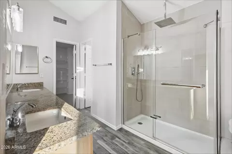 Bath - 3357 E Windsong Dr, Phoenix, AZ 85048 photo 2 of 3
