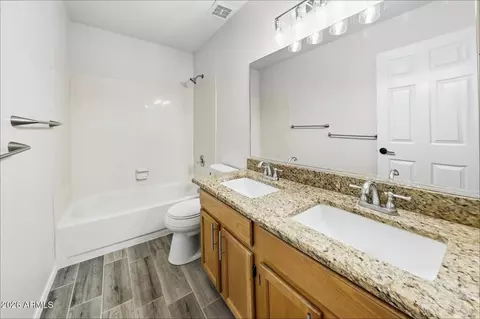 Bath - 3357 E Windsong Dr, Phoenix, AZ 85048 photo 3 of 3
