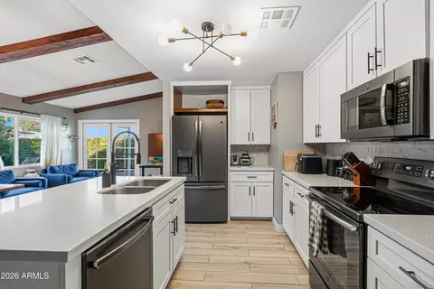 4134 E Yowy St, Phoenix, AZ 85044 photo 3