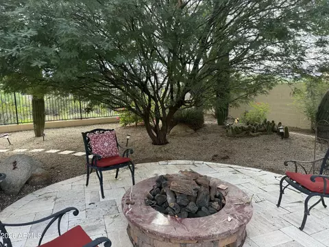Exterior - 32007 N 23rd Ave, Phoenix, AZ 85085 photo 7 of 11