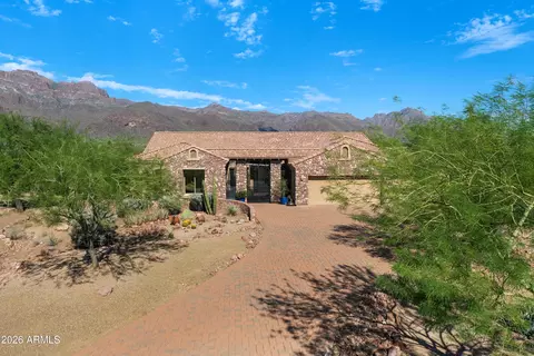 Exterior - 1135 S Broadway Ln, Apache Junction, AZ 85119 photo 13 of 41