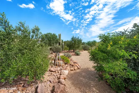 Exterior - 1135 S Broadway Ln, Apache Junction, AZ 85119 photo 26 of 41