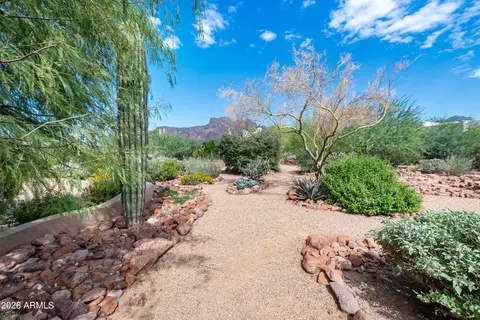 Exterior - 1135 S Broadway Ln, Apache Junction, AZ 85119 photo 29 of 41