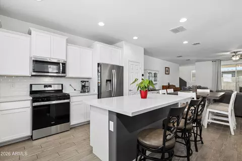 Kitchen - 8520 E Osage Ave, Mesa, AZ 85212 photo 2 of 2