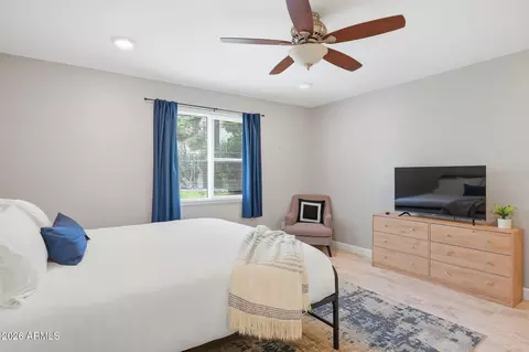 Bedroom - 4201 E Camelback Rd #41, Phoenix, AZ 85018 photo 2 of 4