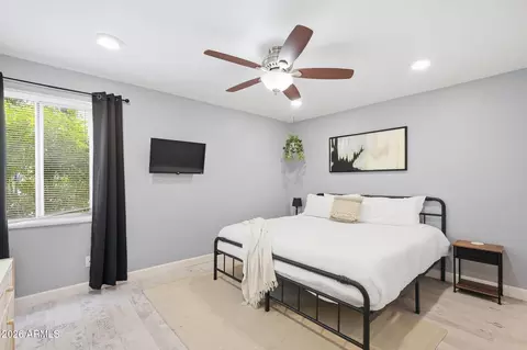 Bedroom - 4201 E Camelback Rd #41, Phoenix, AZ 85018 photo 3 of 4