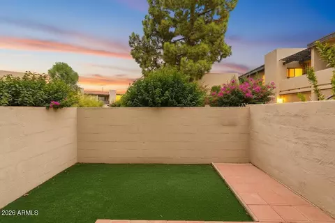 Exterior - 4201 E Camelback Rd #41, Phoenix, AZ 85018 photo 5 of 10