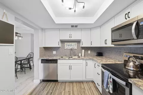 Kitchen - 4201 E Camelback Rd #41, Phoenix, AZ 85018 photo 1 of 3