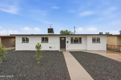 140 W Saragosa St, Chandler, AZ 85225