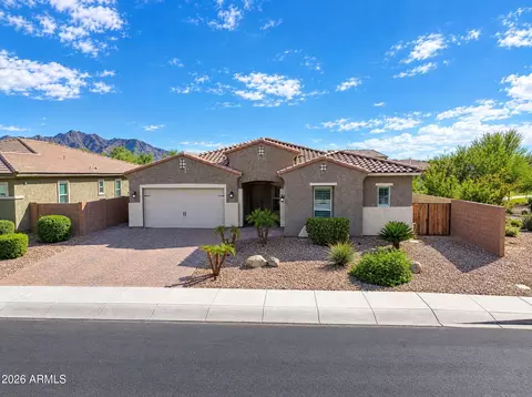 Exterior - 2451 E Bellerive Dr, Gilbert, AZ 85298 photo 14 of 21