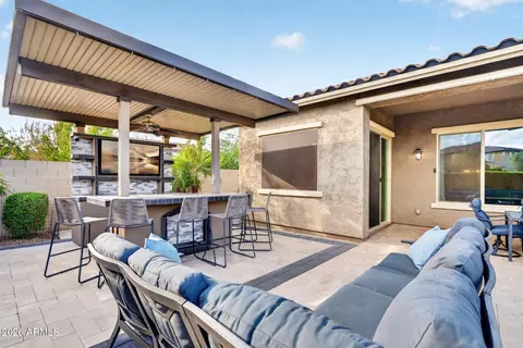 Exterior - 2451 E Bellerive Dr, Gilbert, AZ 85298 photo 8 of 21