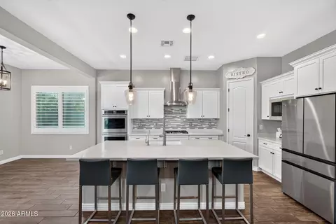 Kitchen - 2451 E Bellerive Dr, Gilbert, AZ 85298 photo 3 of 6