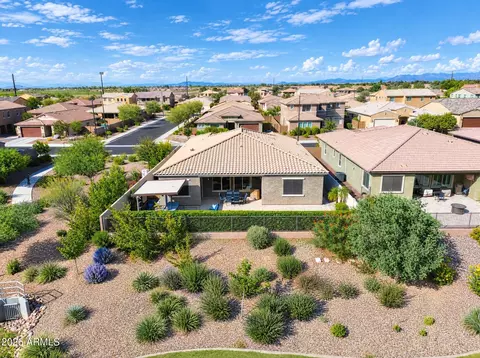 View/Area - 2451 E Bellerive Dr, Gilbert, AZ 85298 photo 4 of 10