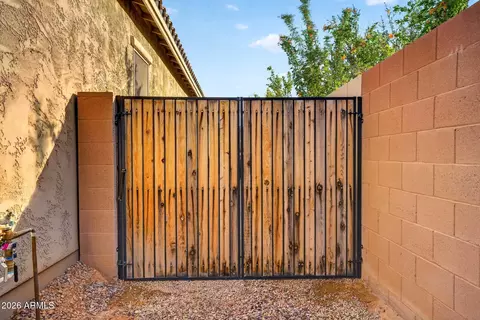 Exterior - 2451 E Bellerive Dr, Gilbert, AZ 85298 photo 2 of 21