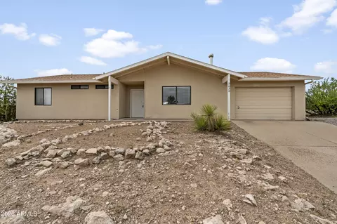 5630 N Kramer Dr, Rimrock, AZ 86335