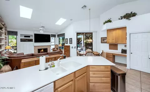 Kitchen - 4938 E Apache Rain Rd, Cave Creek, AZ 85331 photo 5 of 5