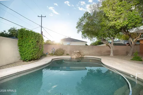 Exterior - 505 W Windsor Ave, Phoenix, AZ 85003 photo 5 of 5