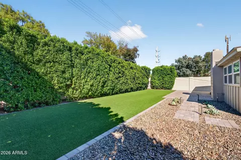 Exterior - 2734 E Highland Ave, Phoenix, AZ 85016 photo 7 of 11