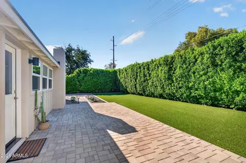 Exterior - 2734 E Highland Ave, Phoenix, AZ 85016 photo 4 of 11