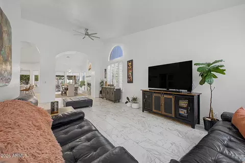 Living - 3105 E Hiddenview Dr, Phoenix, AZ 85048 photo 2 of 2