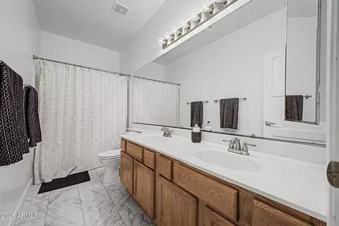 Bath - 3105 E Hiddenview Dr, Phoenix, AZ 85048 photo 2 of 2