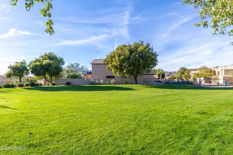 Exterior - 3105 E Hiddenview Dr, Phoenix, AZ 85048 photo 9 of 9