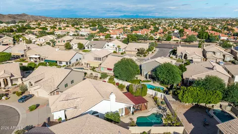 View/Area - 3105 E Hiddenview Dr, Phoenix, AZ 85048 photo 3 of 8
