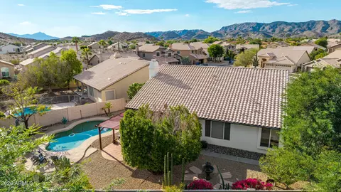 View/Area - 3105 E Hiddenview Dr, Phoenix, AZ 85048 photo 4 of 8