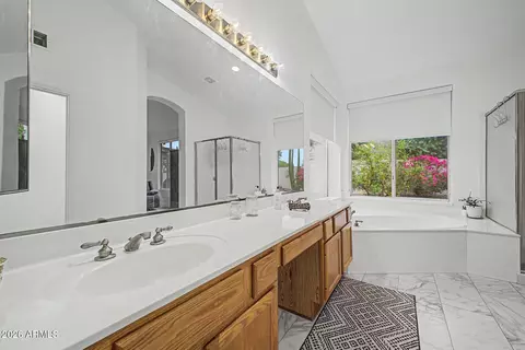 Bath - 3105 E Hiddenview Dr, Phoenix, AZ 85048 photo 1 of 2