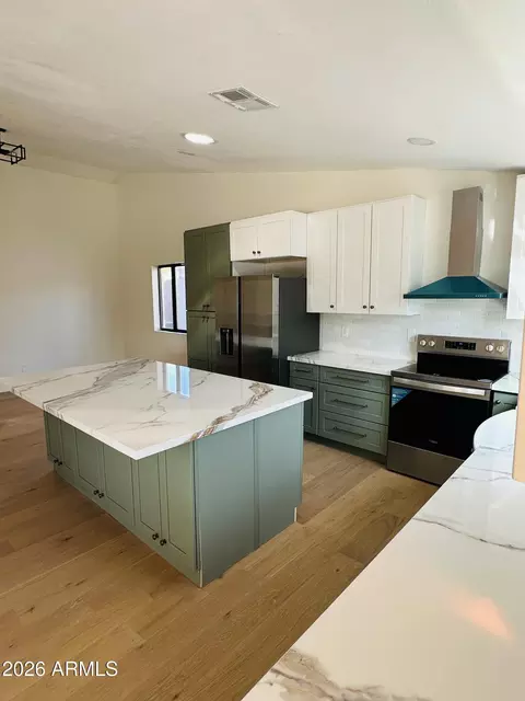 Kitchen - 817 E Acoma Dr, Phoenix, AZ 85022 photo 2 of 2