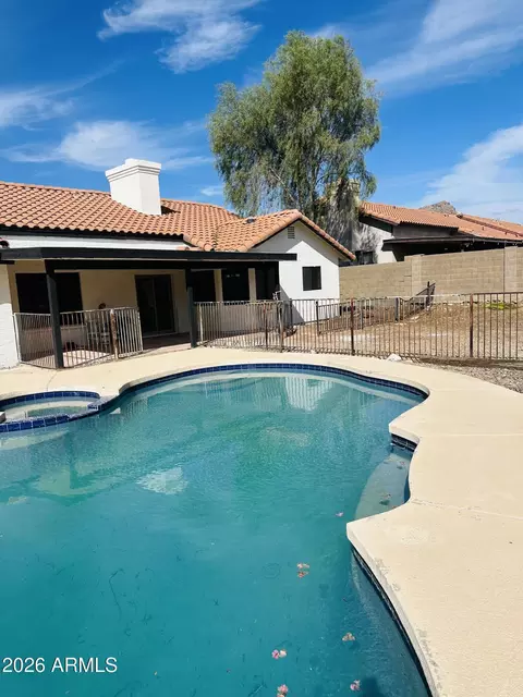 Exterior - 817 E Acoma Dr, Phoenix, AZ 85022 photo 2 of 2