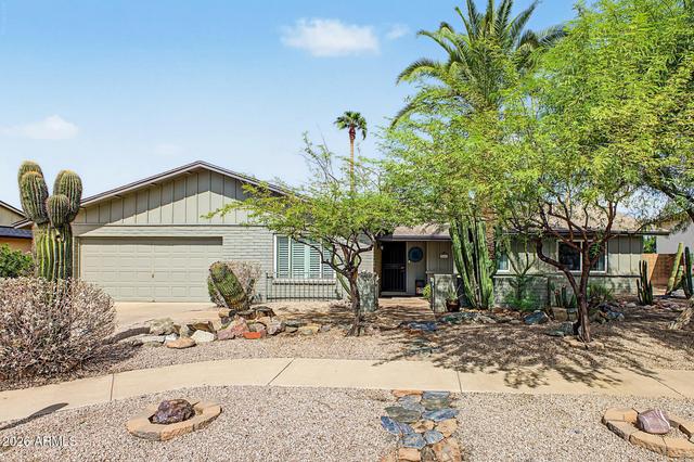 2642 W Juanita Cir, Mesa, AZ 85202