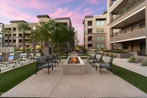 Exterior - 5250 E Deer Valley Dr #303, Phoenix, AZ 85054 photo 5 of 10
