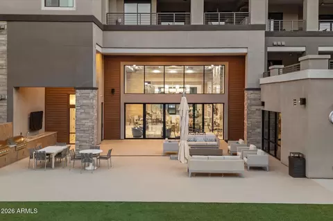 Exterior - 5250 E Deer Valley Dr #303, Phoenix, AZ 85054 photo 3 of 10