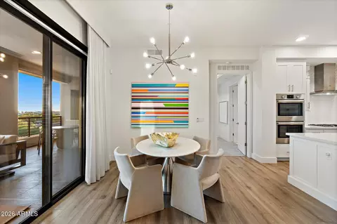 Dining - 5250 E Deer Valley Dr #303, Phoenix, AZ 85054 photo 2 of 3